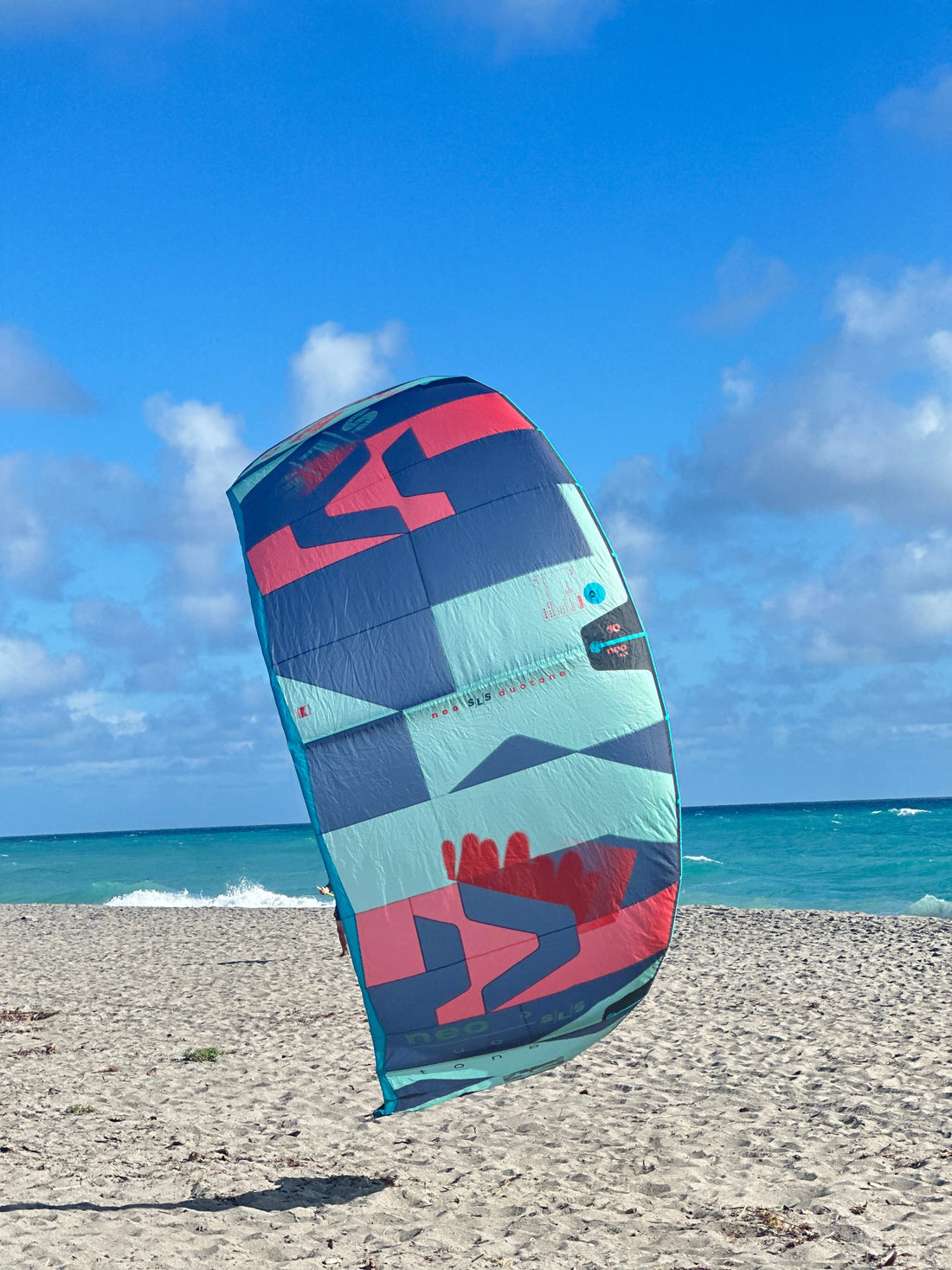 How to Choose the Right Kiteboarding Kite: A Complete Buyer’s Guide