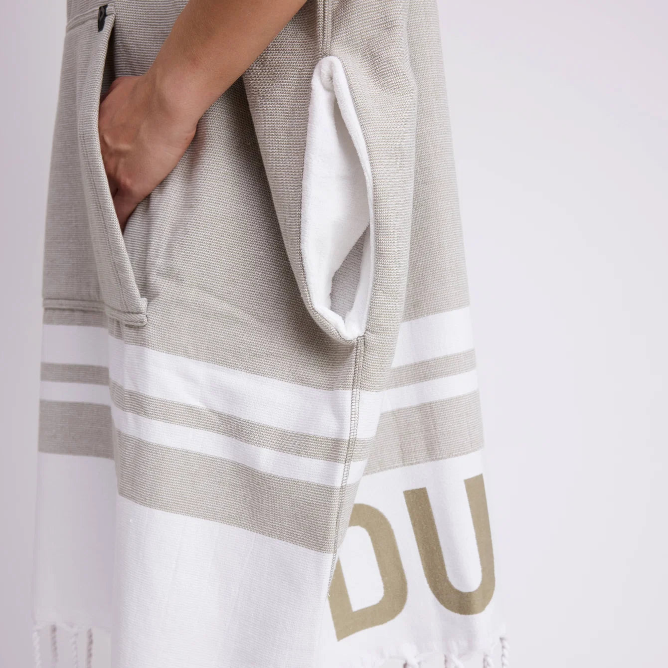 Duotone Poncho Unisex