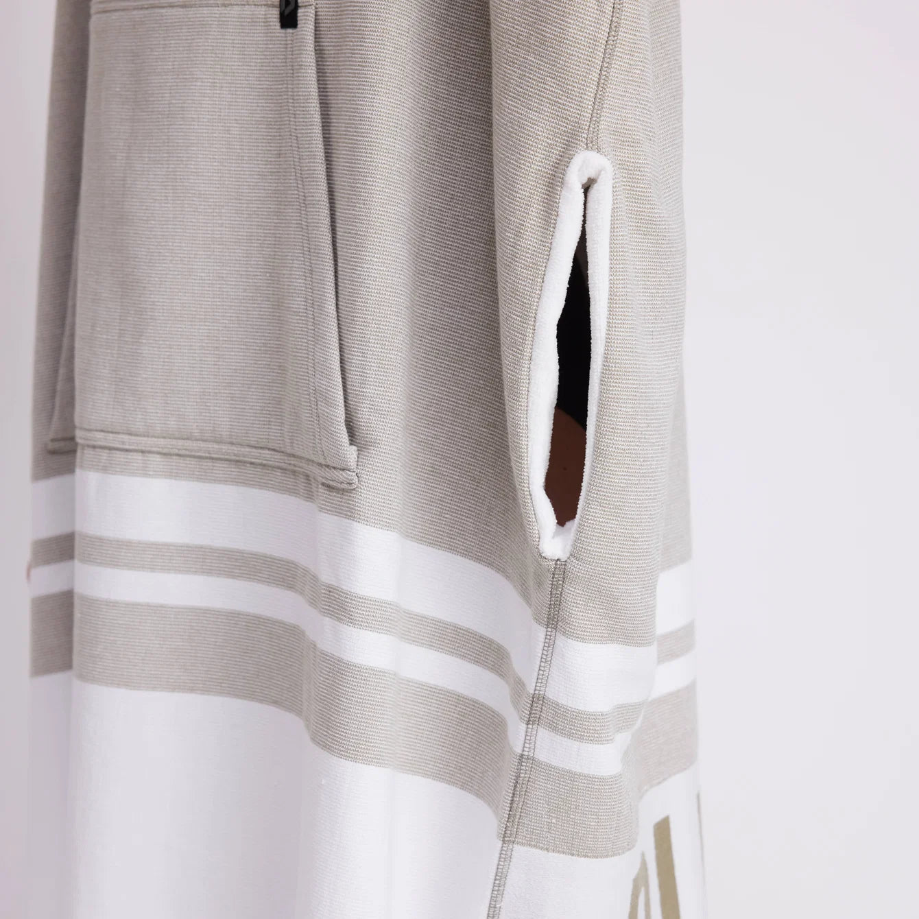 Duotone Poncho Unisex