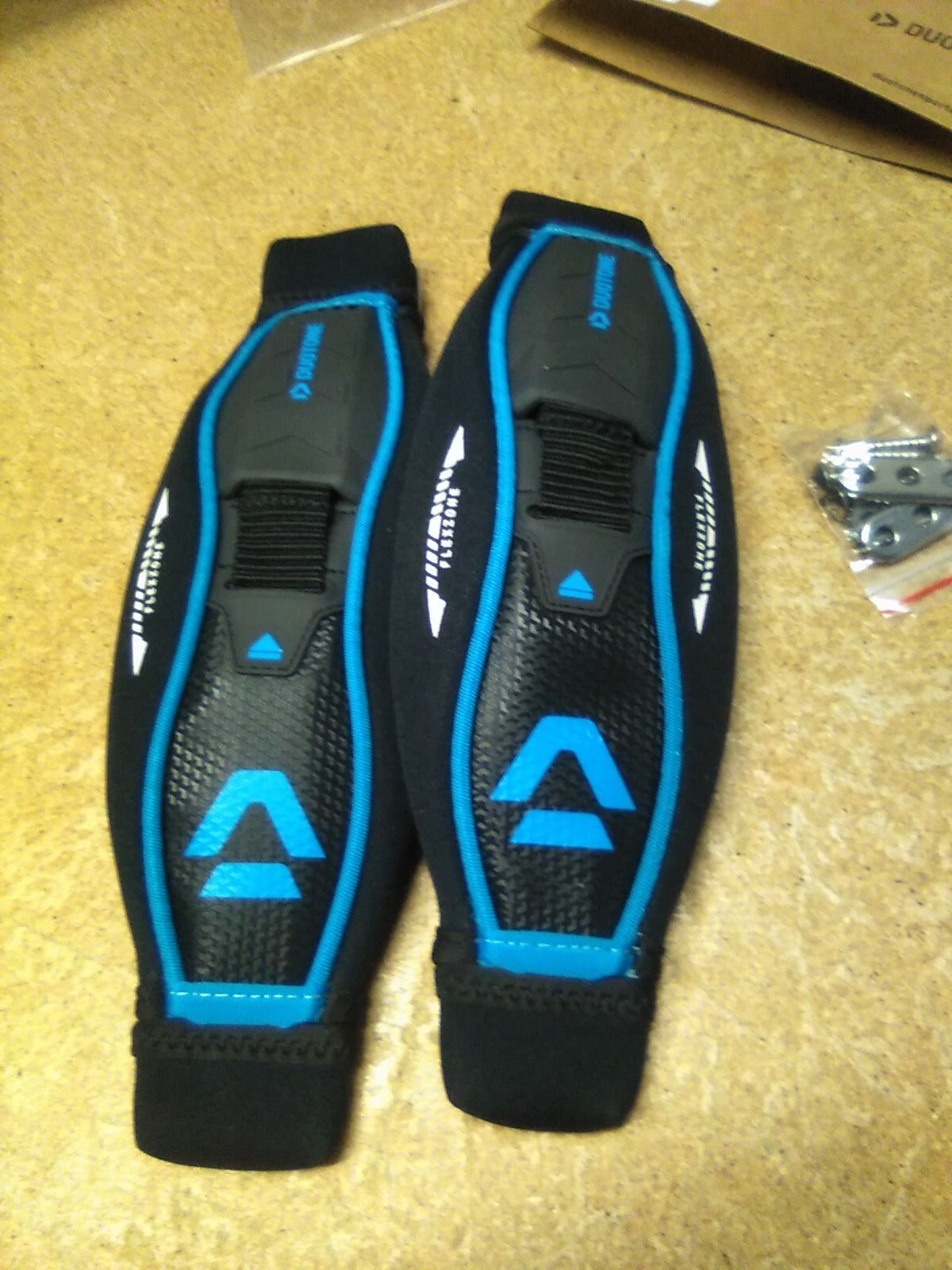 Duotone Surf Straps/ Hardware