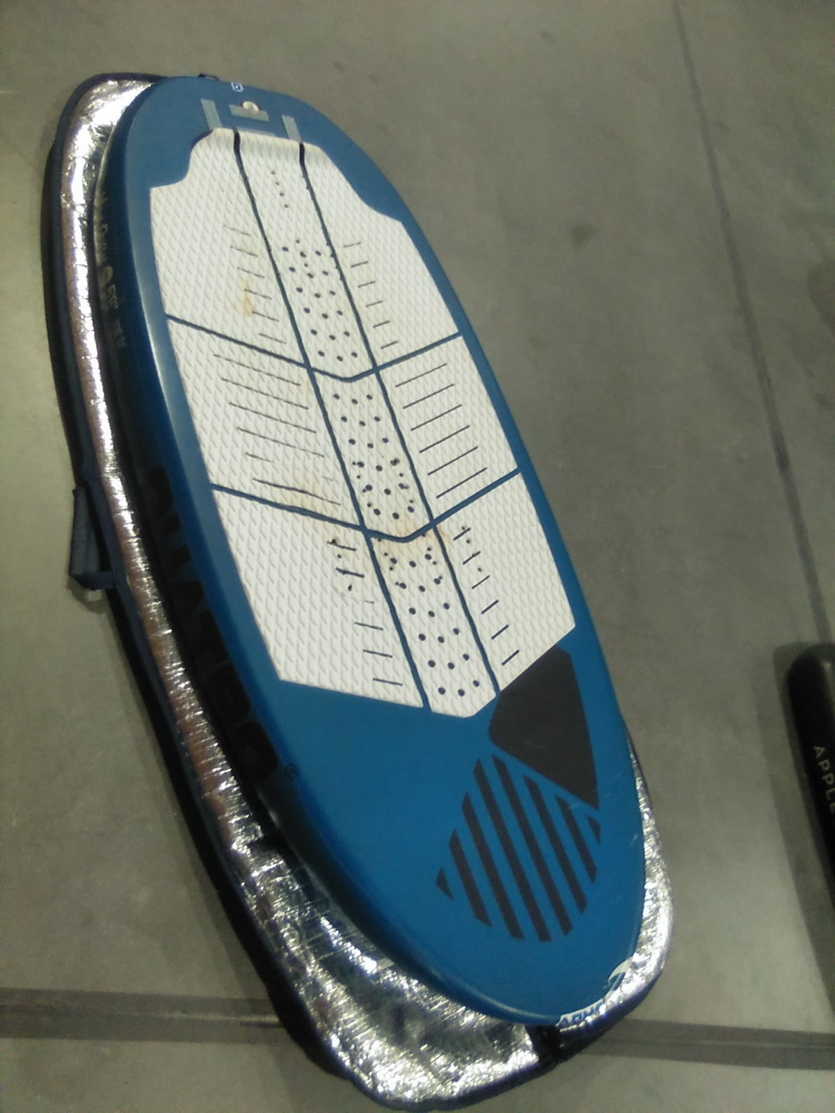 Quatro 105L Wing Drifter Pro Foilboard 5'6" X 28"