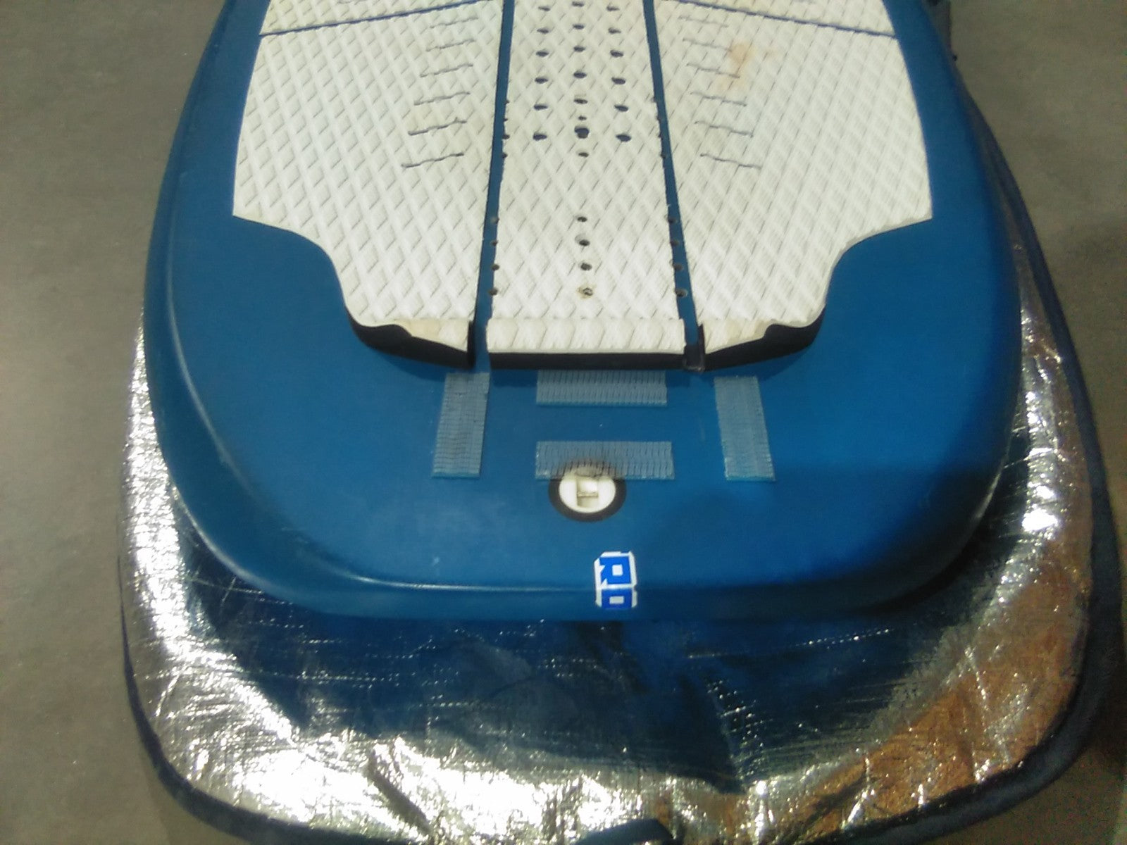 Quatro 105L Wing Drifter Pro Foilboard 5'6" X 28"