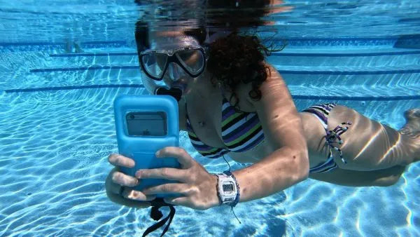 Aqua Floating Case