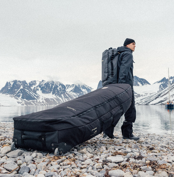 Manera 747 Wheels Bag
