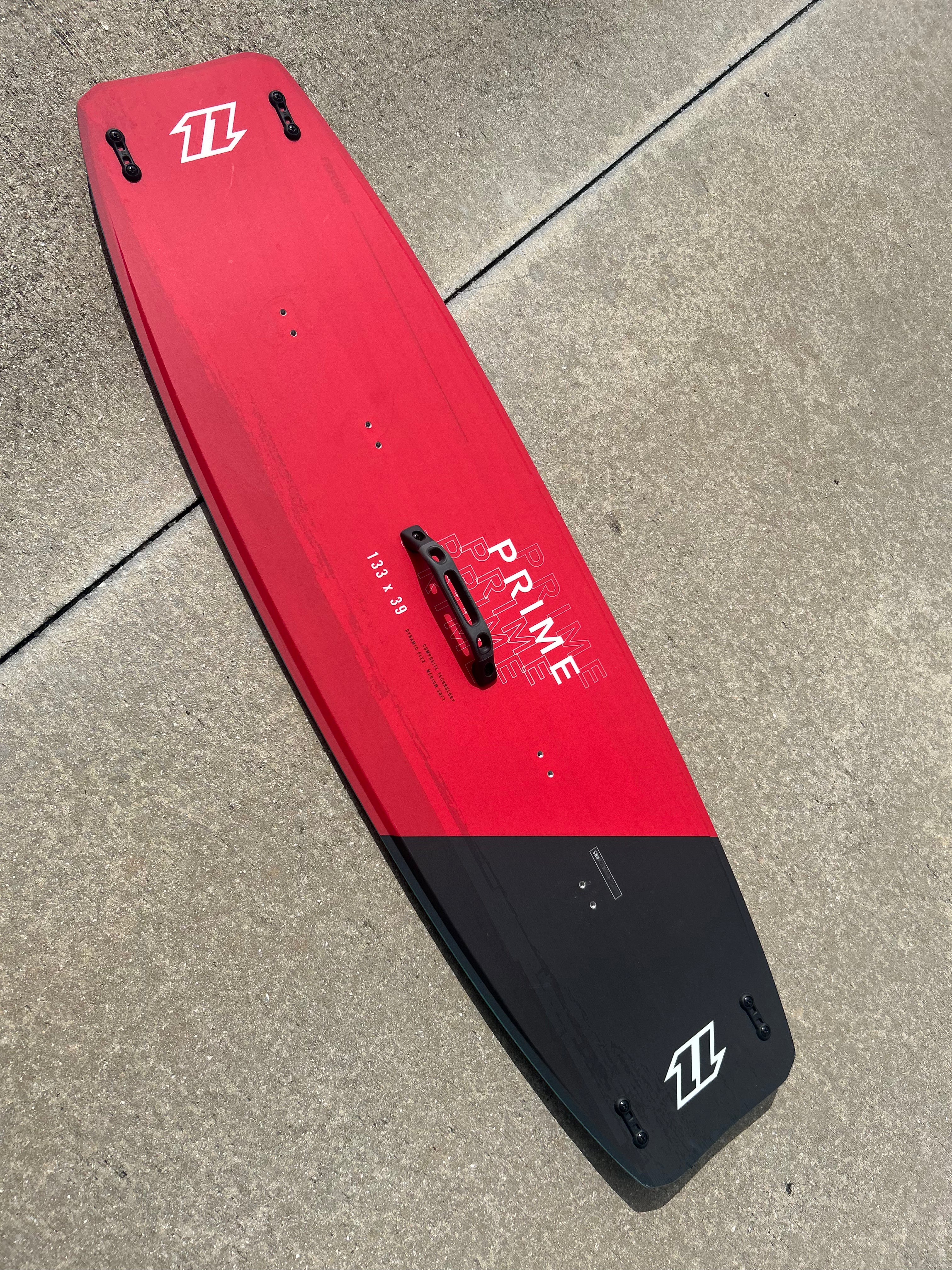 USED 2022 North Prime Twintip with Bindings